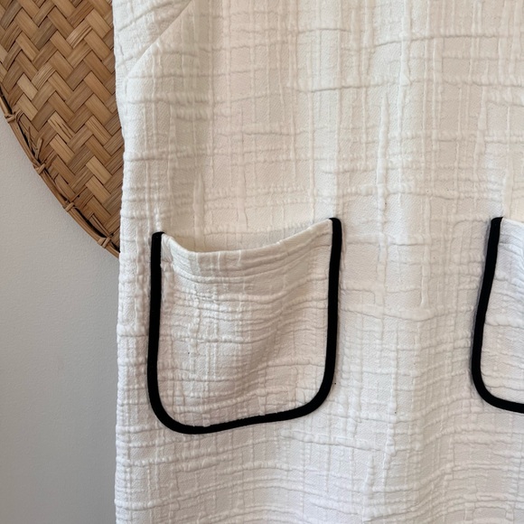 Anthropologie Cream Mini Dress with Black Accents - Picture 11 of 16